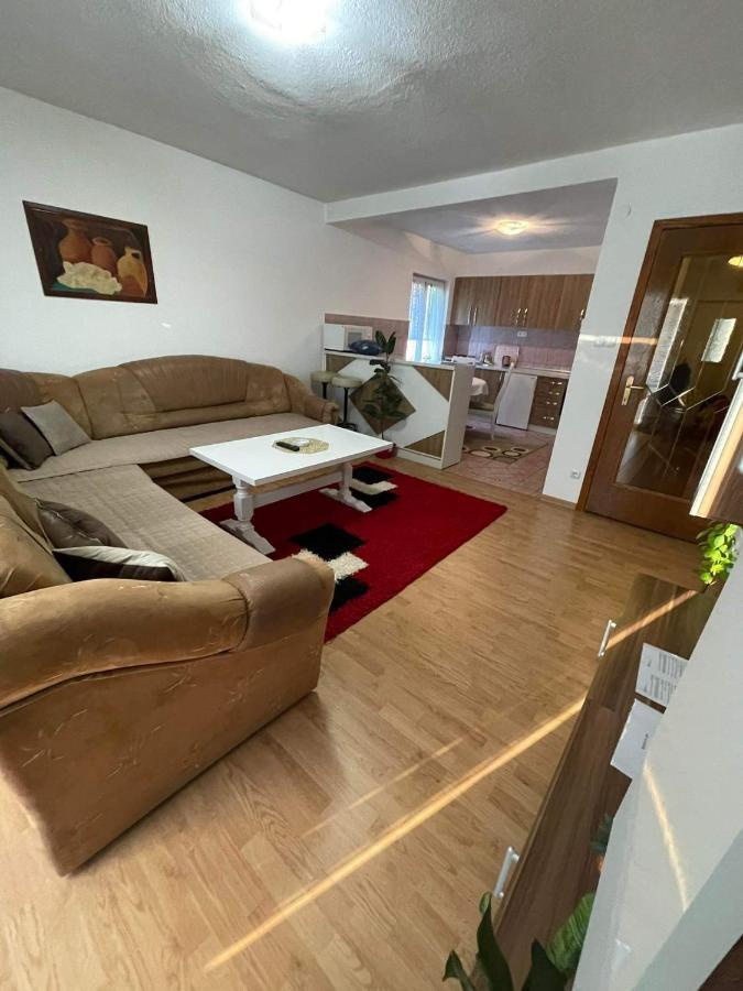 Apartment Rea Ilidza SJJ Exteriér fotografie